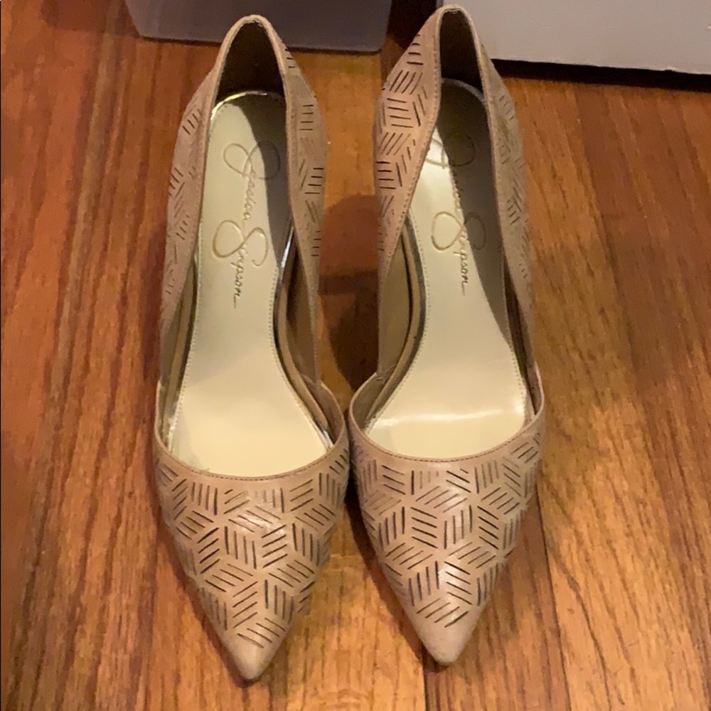 Jessica Simpson Charlie nude heel 8.5